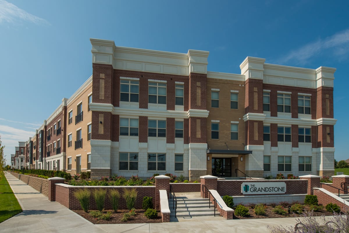 Deerfield Apartments Mason Ohio The Gradstone Apartments